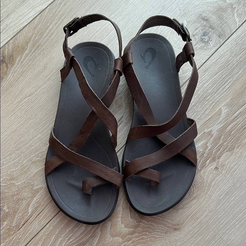 Olukai Upena Brown Leather Strappy Sandals